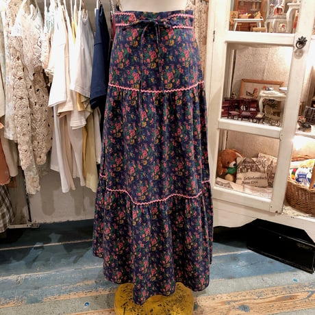 skirt 447[na272]