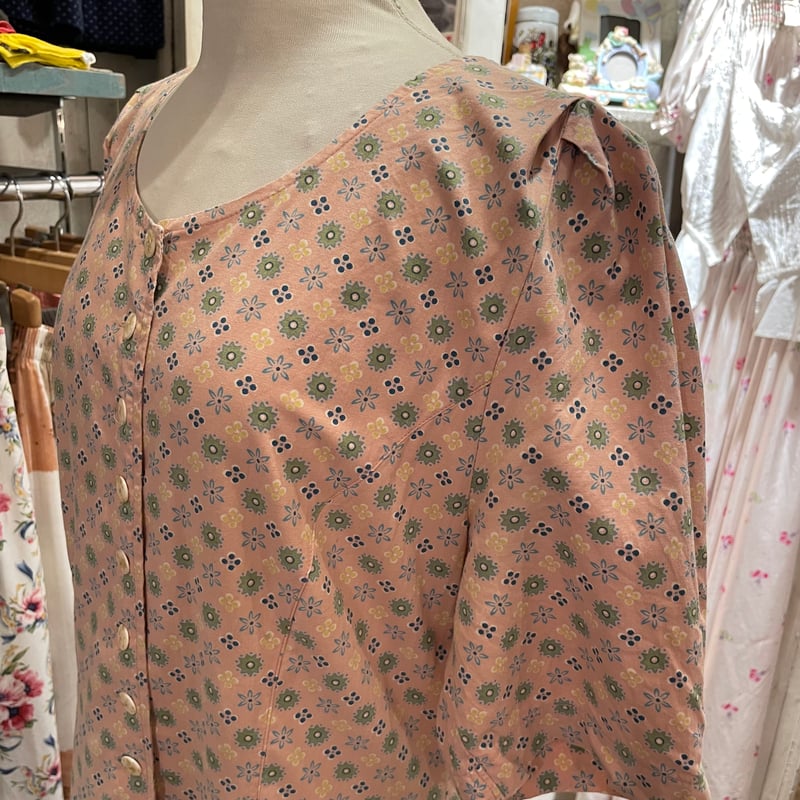 ひなページ AMBIDEX Store ○〇透かし編みベスト(F クロ): FLAT-cic-HATENA