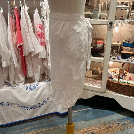 apron 416[ge52]