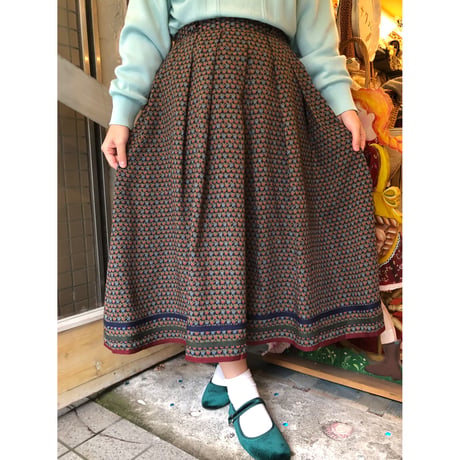 skirt 744[ge150]