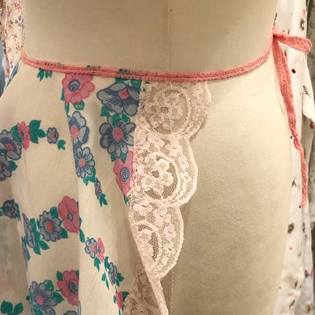 apron 401[na992]