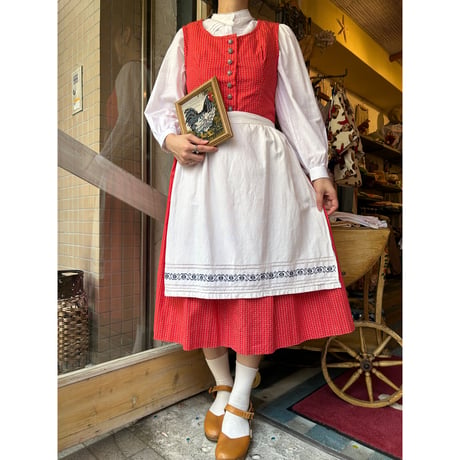 apron332[ks85]