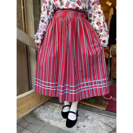 skirt 533[na755]