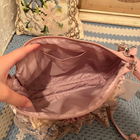 bag 239[FF743]