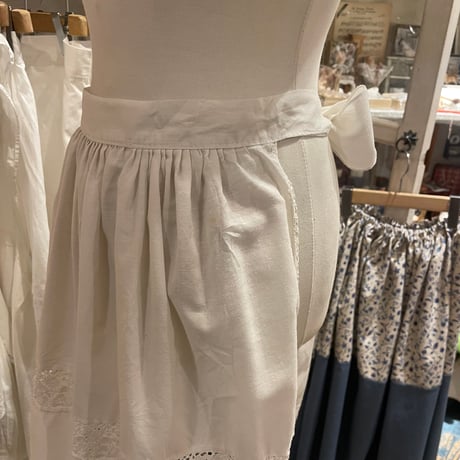 apron 674[ge799]