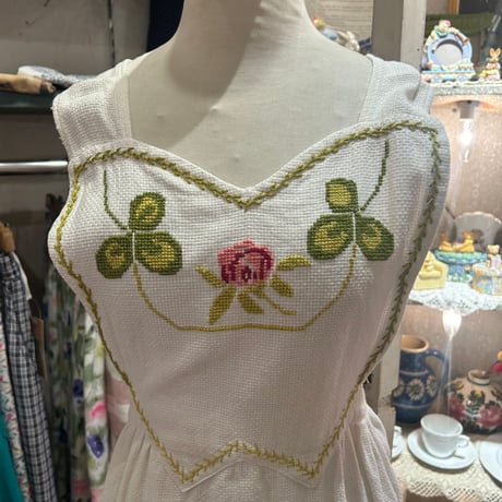 apron 528[ge68]