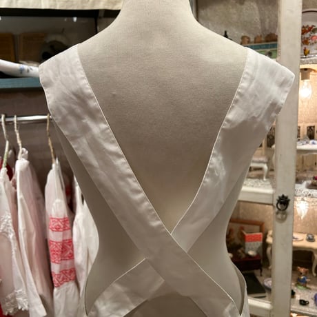 apron 412[ge43]