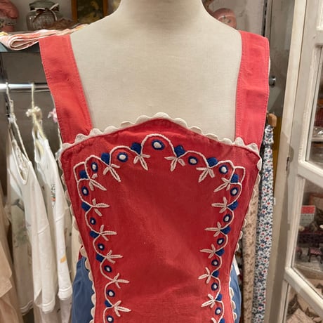 apron 423[ge109]