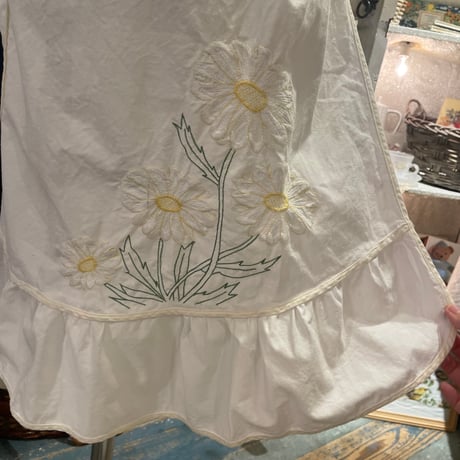 apron 596[ge697]