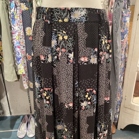 skirt 682[na818]