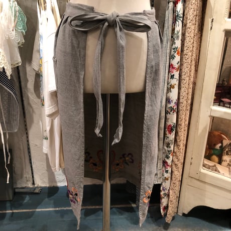 apron 436[ge144]