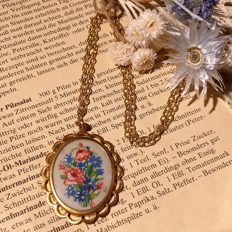 accessory 408[ge58]