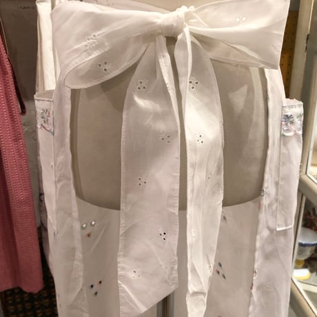 apron 551[ge171]