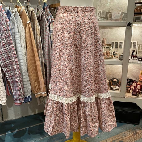 skirt 106[ge734]