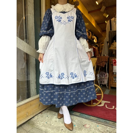 apron 368[ge753]