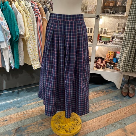 skirt559[na560]