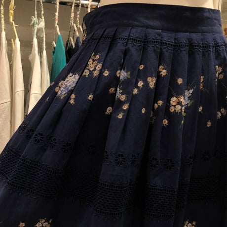 skirt 650[ge623]