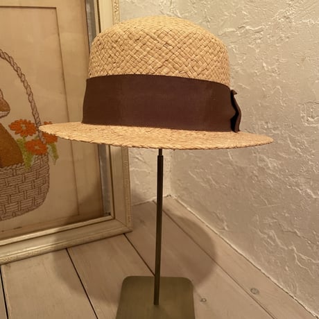 hat 135[ge-731]