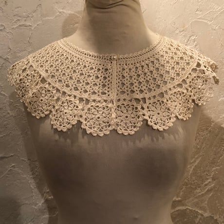 collar 82[FF656]
