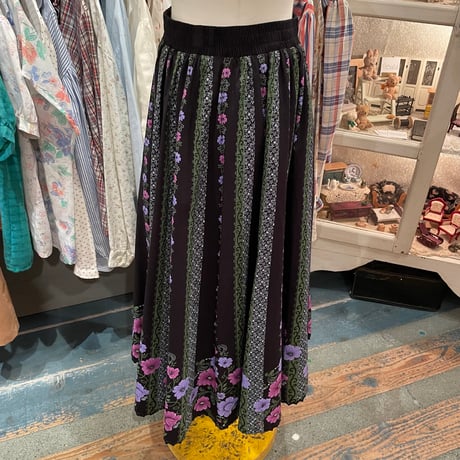 skirt 577[ks95]