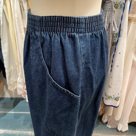 bottoms 888[na255]