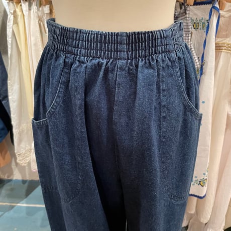 bottoms 888[na255]