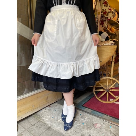 apron 354[ge709]