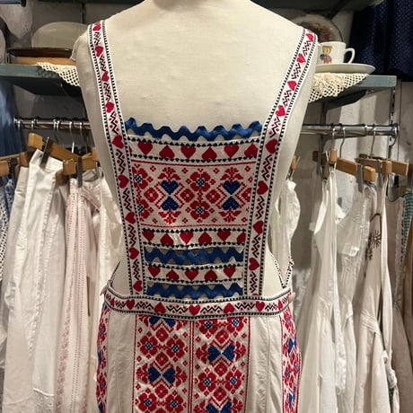 apron 699[ge192]
