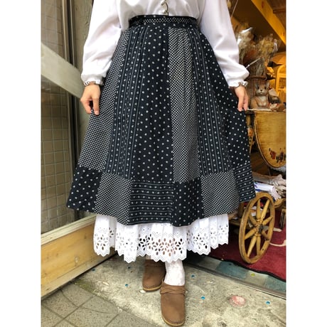 skirt 236[FF394]