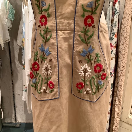 apron 434[ge139]