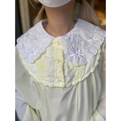 collar 125[ge83]