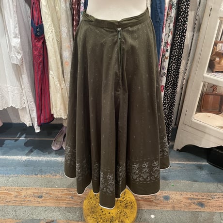 skirt874[ge63]