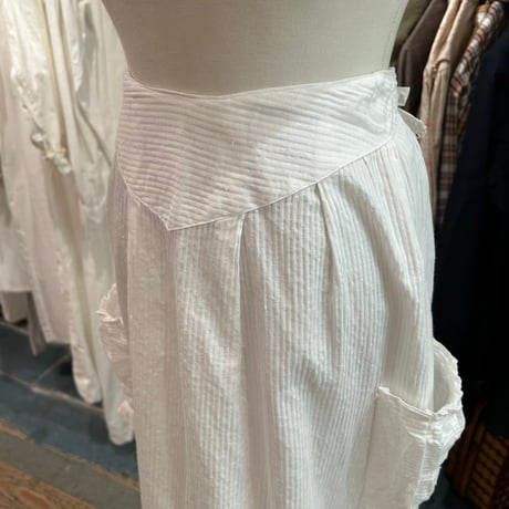 apron 495[ge825]