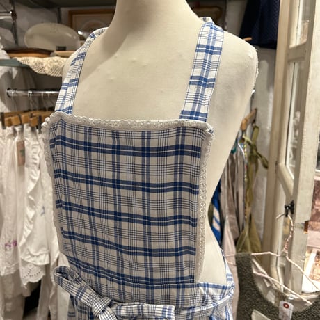 apron 650[ge582]