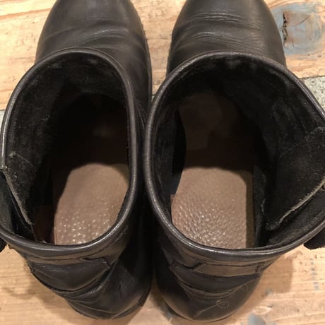shoes 310[FF341]