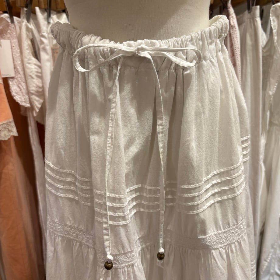 69cb3d0bfdfc8d157c9ac9ee