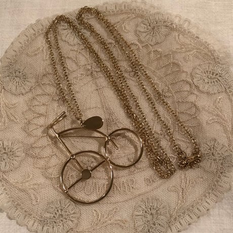 accessory 704[U416]