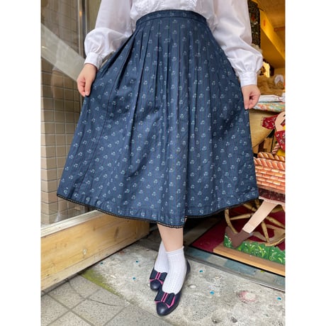 skirt 530[na752]