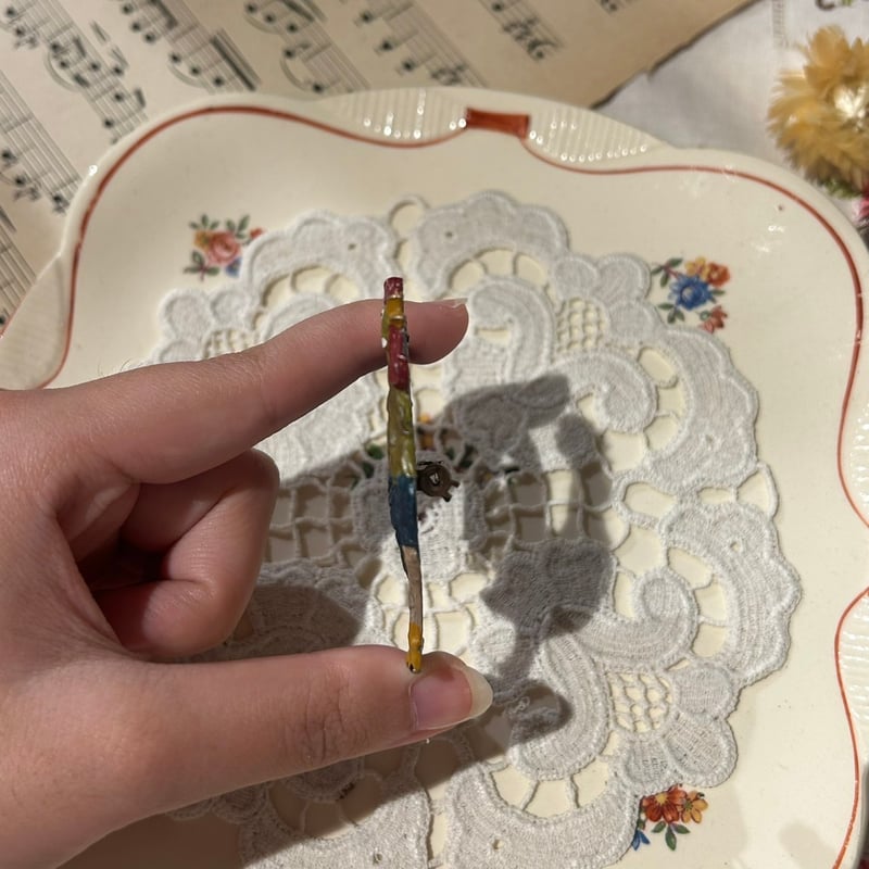 ブリヨン、ペルルドラート、華の糸などオーストリア手工芸資材まとめてお得に この度、金票40番レース糸の「新色」 を使用して作品を作らせて