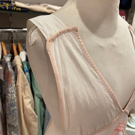 apron 541[ge129]