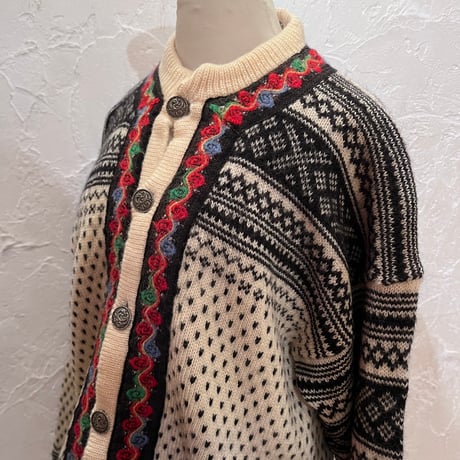 knit 677[AR11]