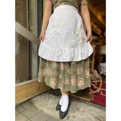 apron 596[ge697]