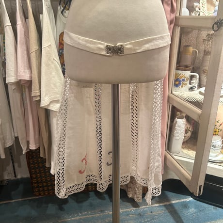 apron 523[ge67]