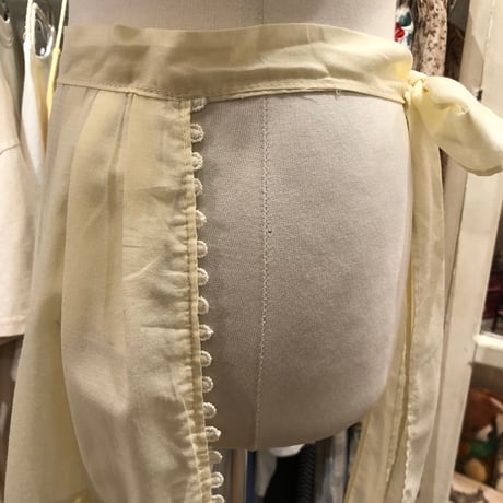 apron 440[ge142]