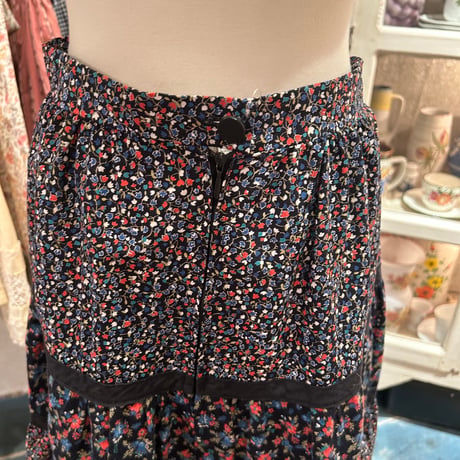skirt 115[na555]