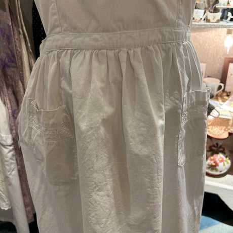 apron 646[ge576]