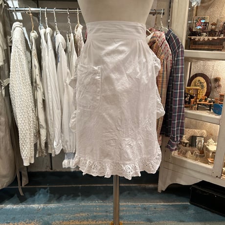 apron329[ks84]