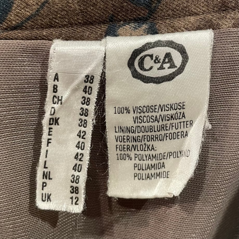 66f21727b452460359c7e4de