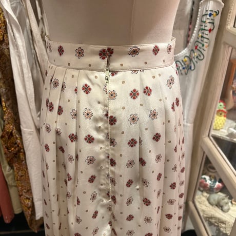 skirt 689[na236]