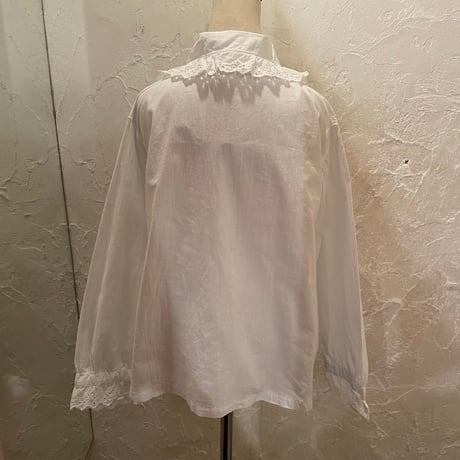 antique 22[FA23]